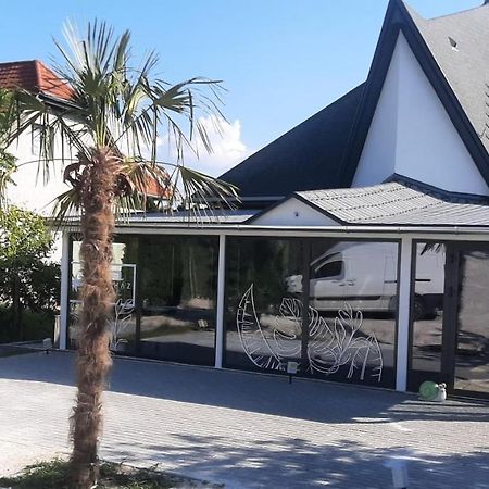 Zoeldhaz Panzio Bed & Breakfast Gyenesdiás Exterior foto