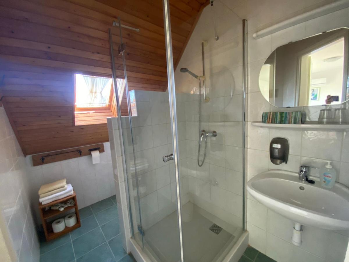 Zoeldhaz Panzio Bed & Breakfast Gyenesdiás Exterior foto