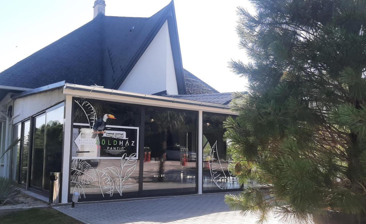 Zoeldhaz Panzio Bed & Breakfast Gyenesdiás Exterior foto