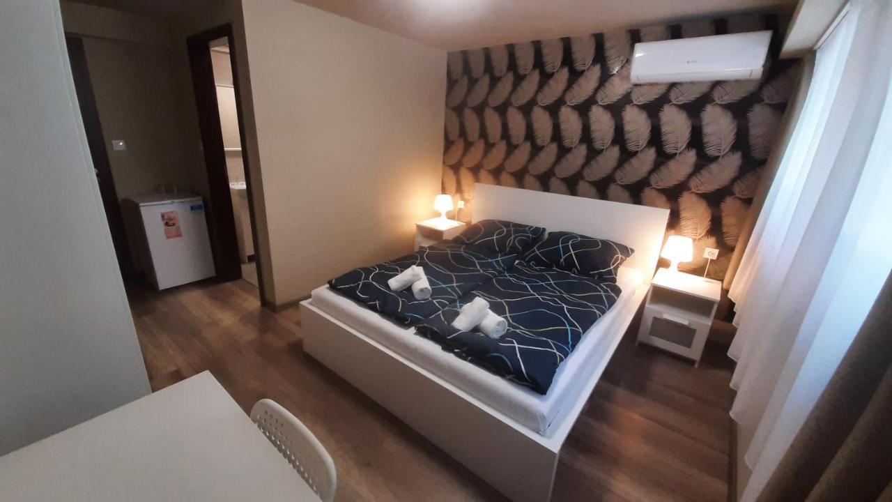 Zoeldhaz Panzio Bed & Breakfast Gyenesdiás Exterior foto